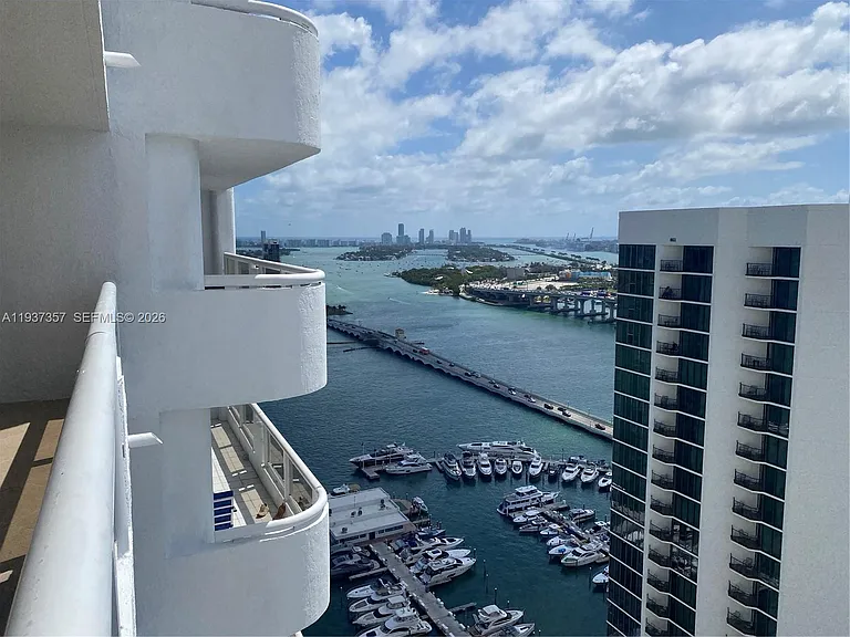 1717 N Bayshore Dr #A-3542 — Photo 1