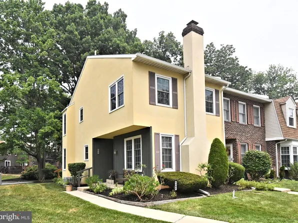 1201 Denise Cir, Phoenixville, PA 19460