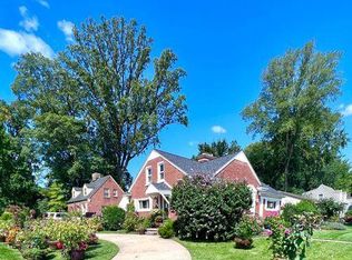 1005 N Fernwood Rd, Royal Oak, MI 48067