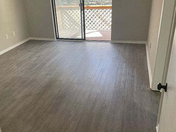 3rd image of 2018 Stratford Pl
