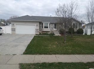 2075 S 2000 W, Syracuse, UT 84075