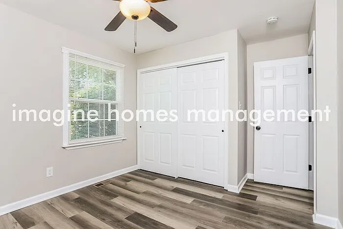 306 Oakfield Dr — Photo 10