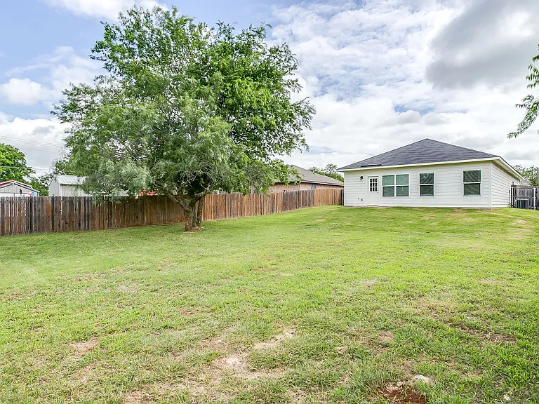 609 Mesquite Dr — Photo 30