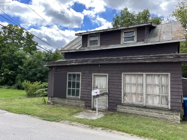 23 Avery St, Tiffin, OH 44883
