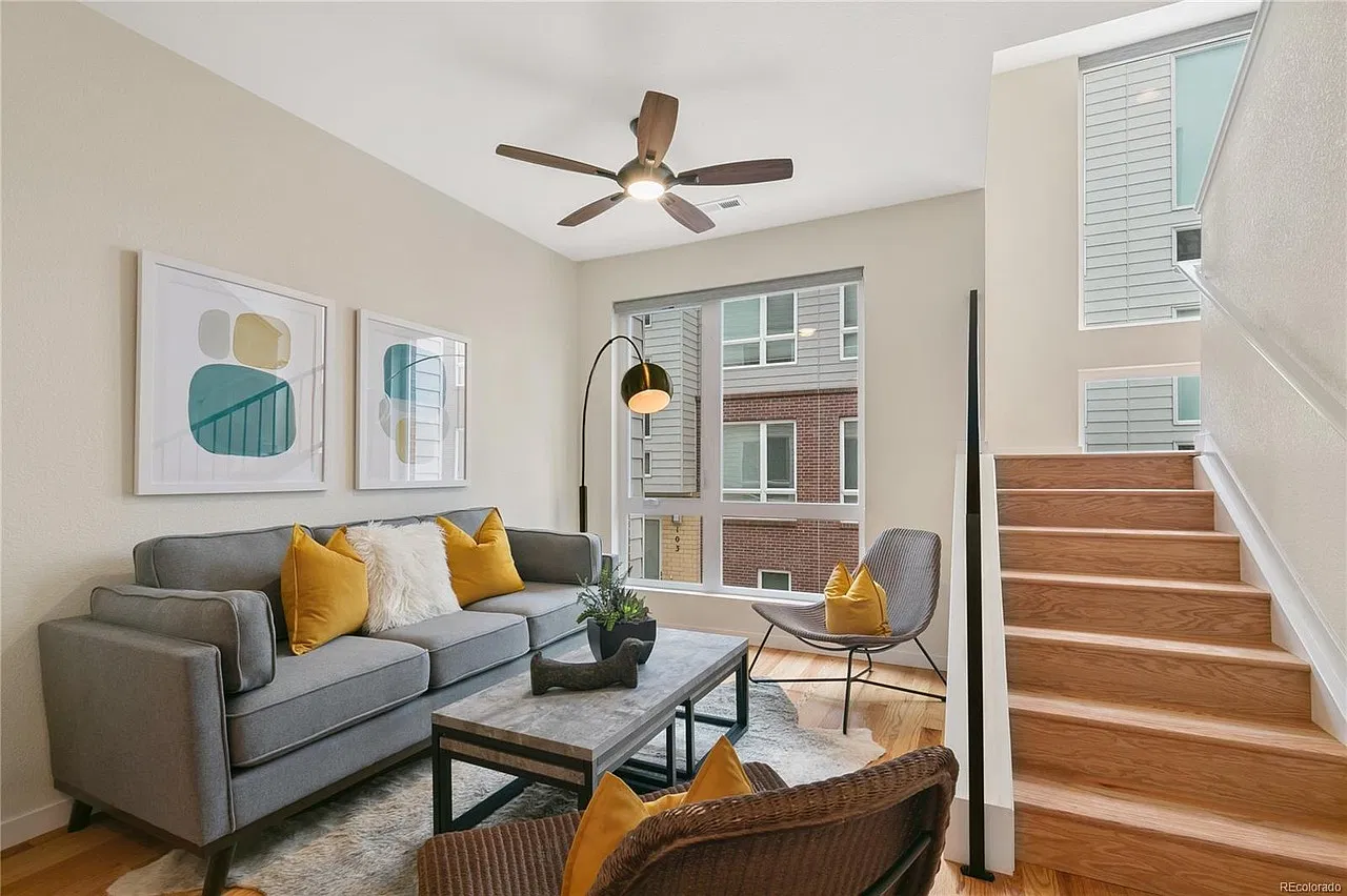 3 bed, 1280 sqft, $3,000 — Photo 4