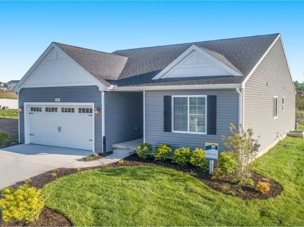 2769 Plover Dr SE, Kentwood, MI 49508