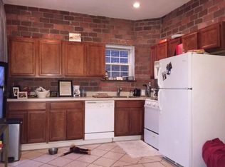 2123 Spring Garden St, Philadelphia, PA 19130