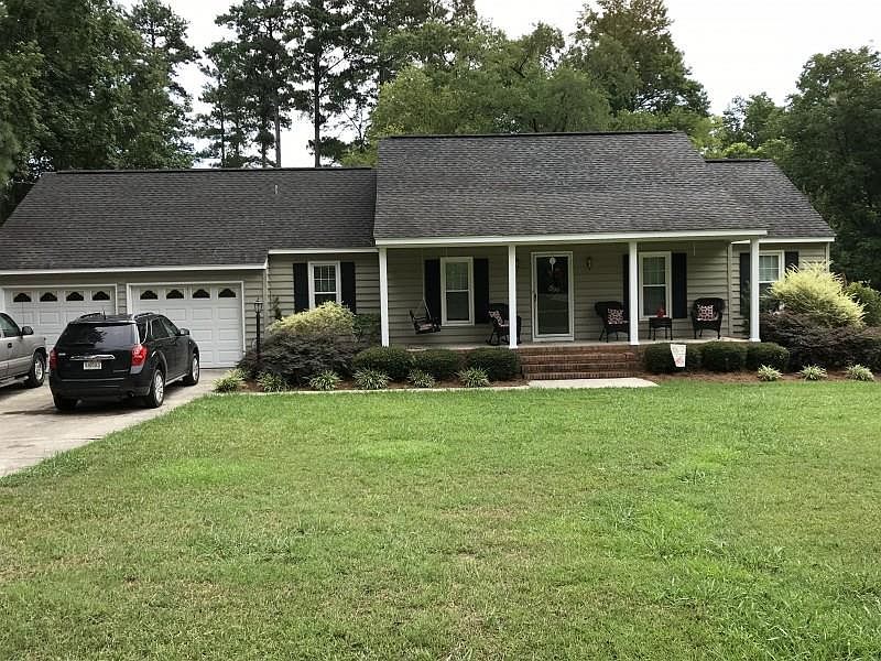 1st image of 3216 Woodland Dr