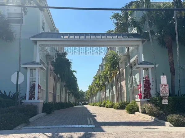 429 NE 1st Street, Pompano Beach, FL 33060