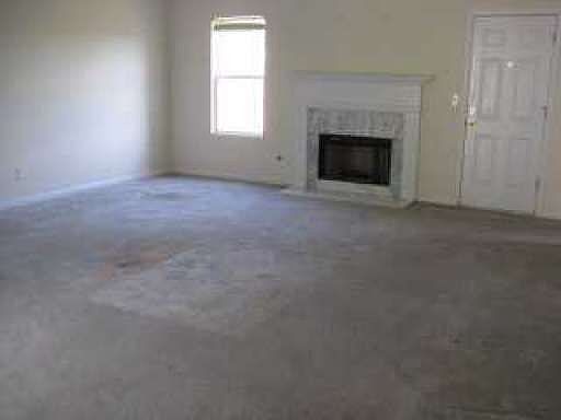 2nd image of 870 Amelia Grove Ln