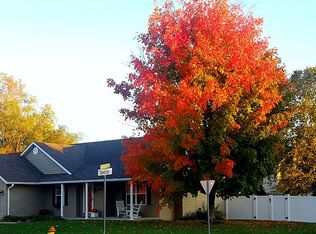 3250 Stonebridge Dr, Shiloh, IL 62221