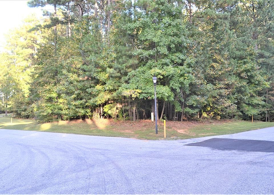 2nd image of 102 Horizon Ct