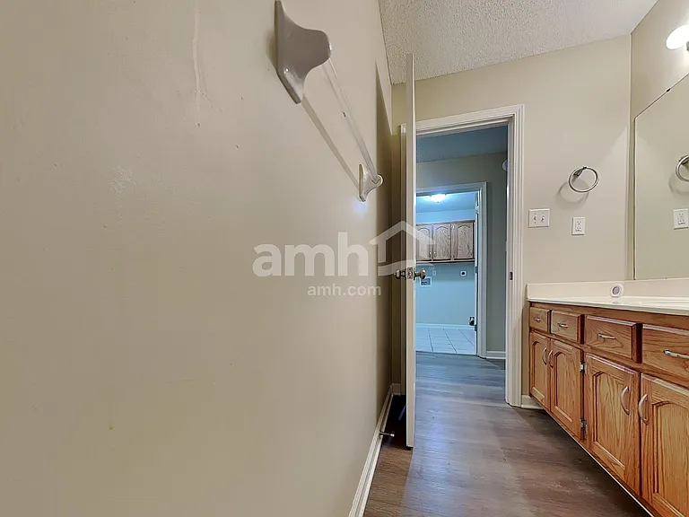 13148 Braybourne Pkwy — Photo 15