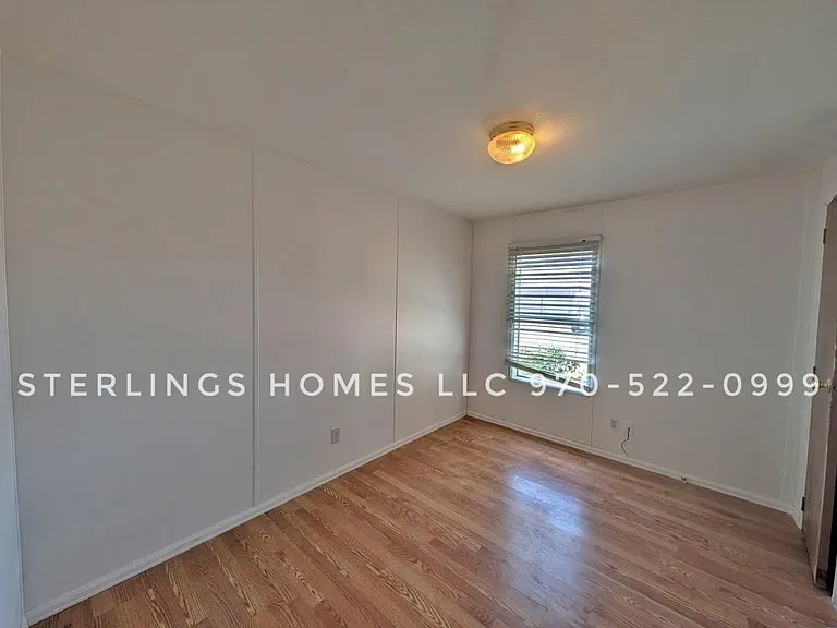 833 Douglas St — Photo 7