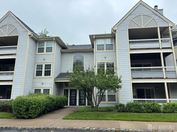 112 Biscayne Ct APT 8, Princeton, NJ 08540