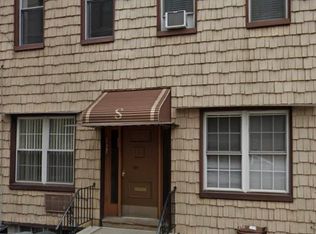 1939 Gates Ave APT 1L, Ridgewood, NY 11385