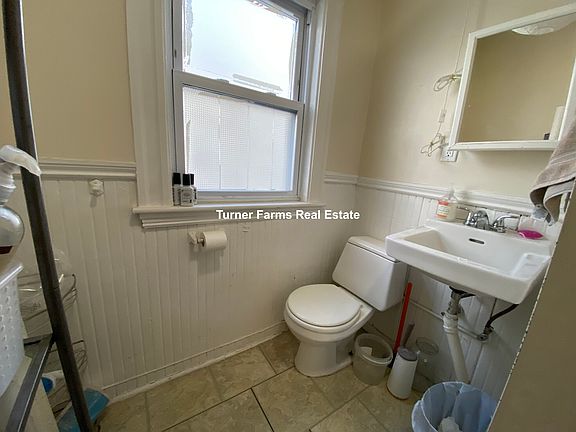 5th image of 300 Boston Ave #2