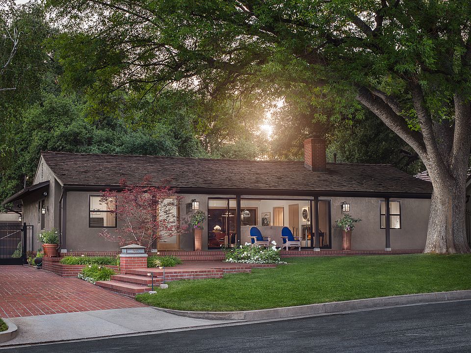 1st image of 565 Los Arboles Ln
