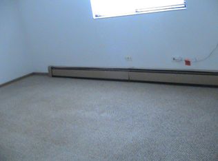 9S270 Nantucket Dr APT B, Darien, IL