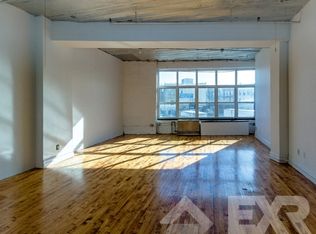 97 Thames St #204, Brooklyn, NY 11237