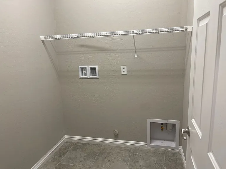 3077 Sarsina Ave — Photo 20