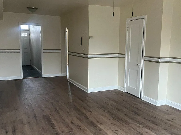 59 Galveston Pl SW #2 — Photo 1