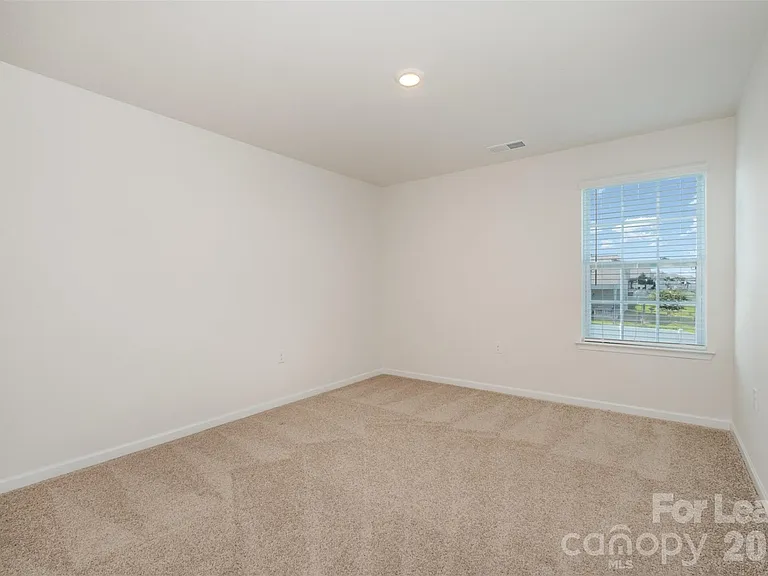 2407 Sugar Ct SW — Photo 22