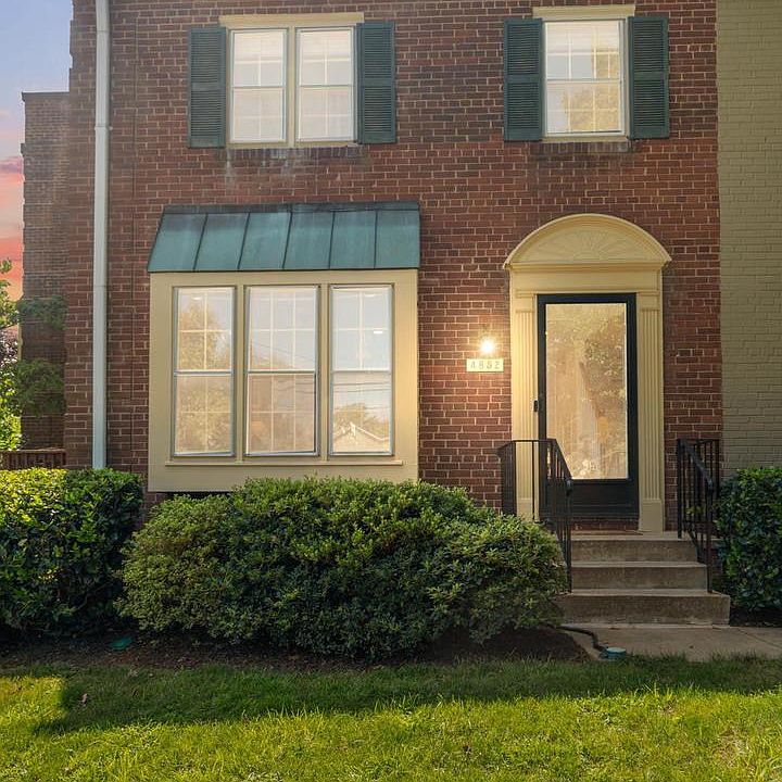 1st image of 4852 Bradley Blvd #224