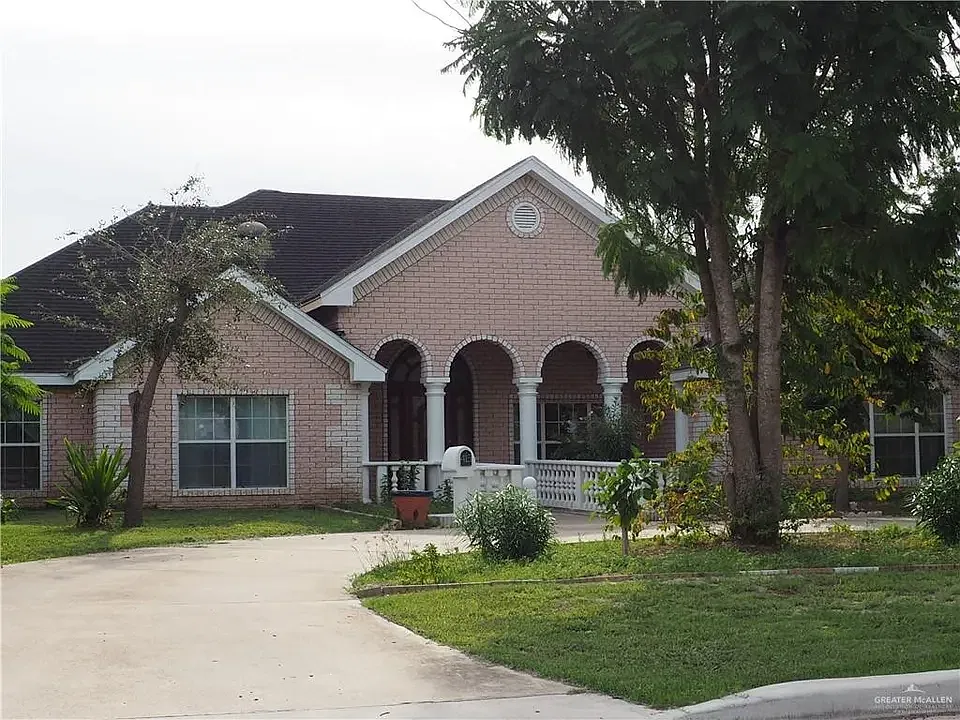 3 bed, 2483 sqft, $2,000 — Photo 2