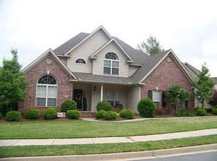 2815 Mossy Creek Dr, Little Rock, AR 72211