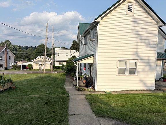 3rd image of 718-720 S Brady St