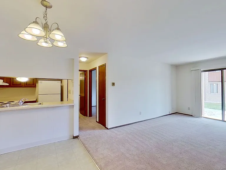 N76W14525 Market Dr #43 — Photo 5