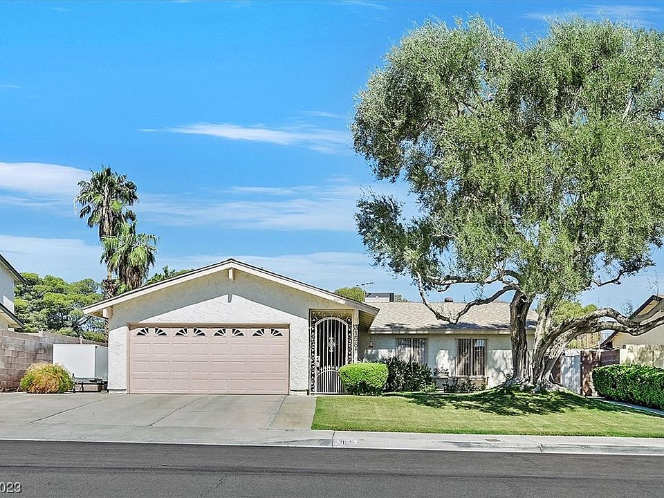1st image of 3158 Chapala Dr