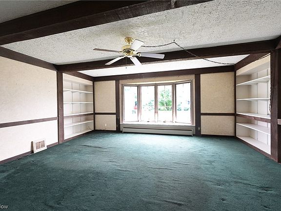 5th image of 125 Baker St