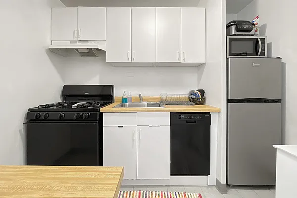 Rented by Compass | media 17