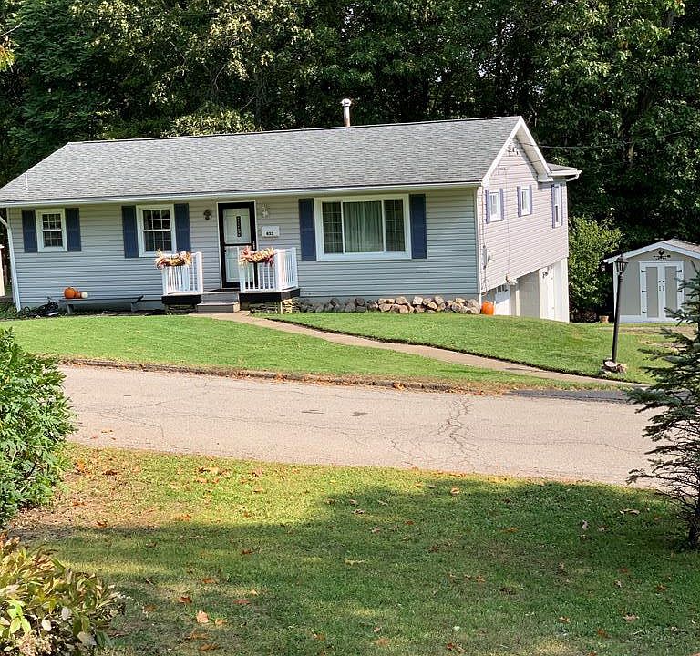 1st image of 432 Woodland Dr