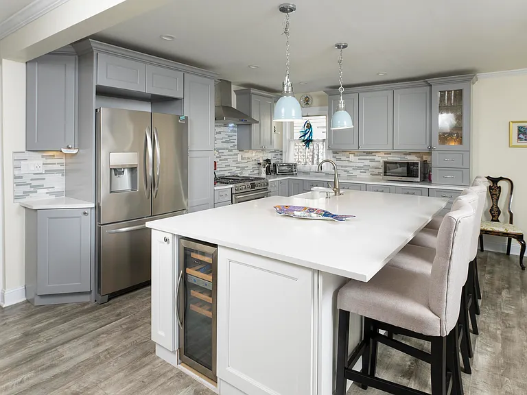 220 N 35th Ave #WINTER RENTAL — Photo 4