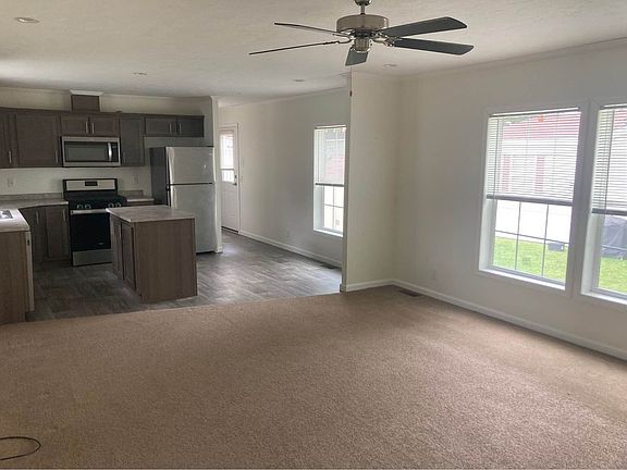 2nd image of 28 Sharon Dr #253