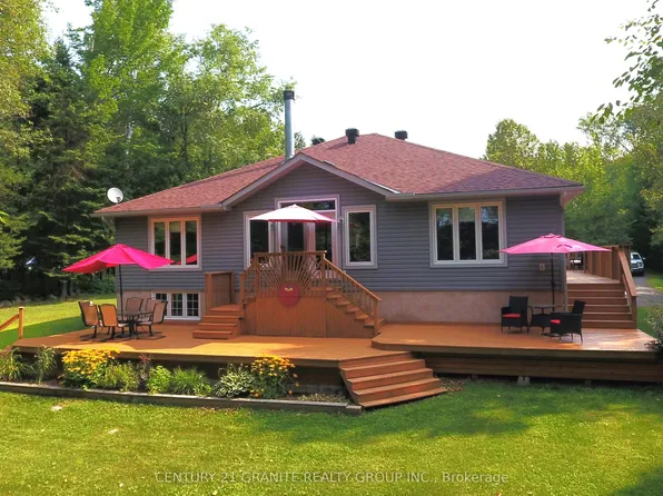 54 Cedar Dr, Hastings Highlands, ON K0L 1C0