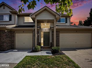 6 N Vis #17, Auburn Hills, MI 48326