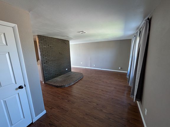 4th image of 356 Maurice Ave