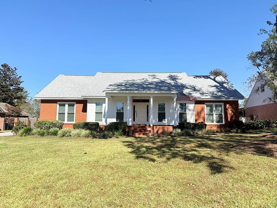 1st image of 1011 Williamsburg Dr
