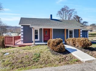 107 Redwood Dr, Harriman, TN 37748
