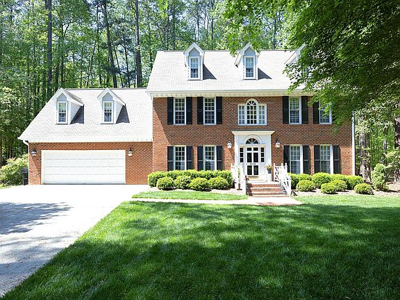 2nd image of 1116 Berwyn Way