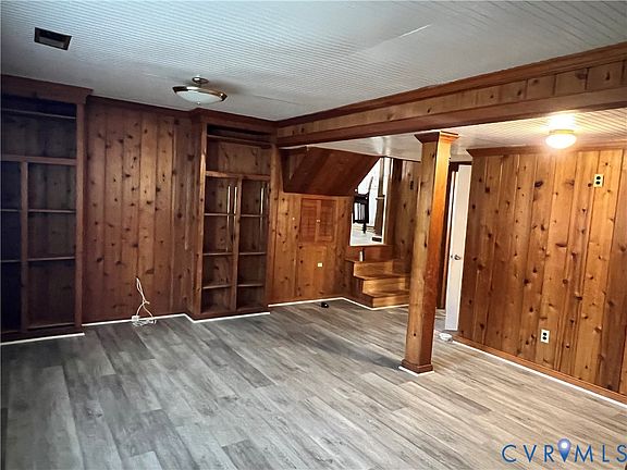 3rd image of 5931 Restingway Ln
