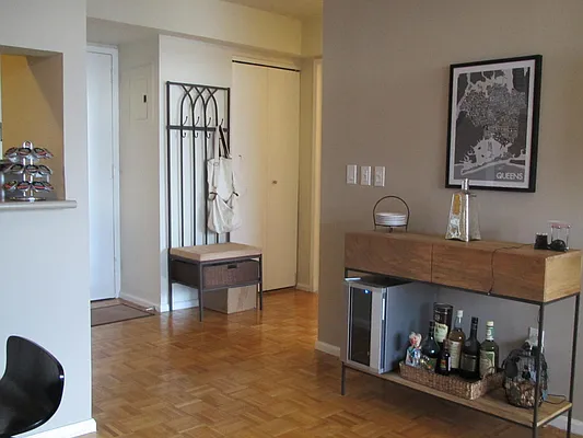 Sold by CityView Real Estate Inc. | media 19