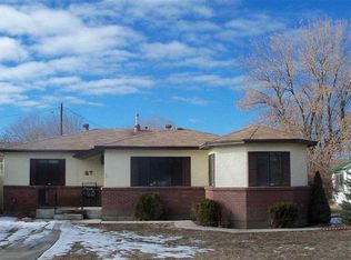 27 S Center St, Yerington, NV 89447