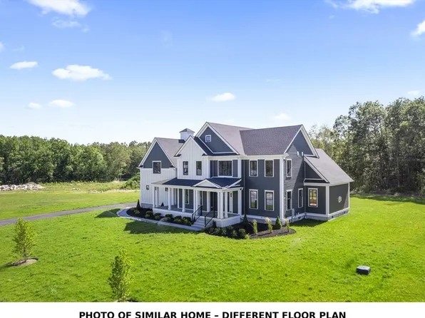 2 Weeping Willow Dr, Andover, MA 01810