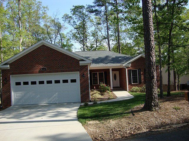1st image of 1740 Irish Blvd