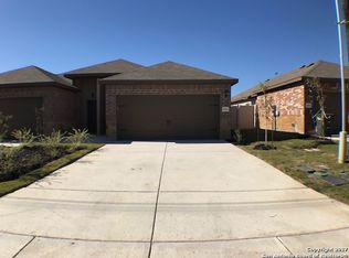 2562 Pioneer Rd, Seguin, TX 78155